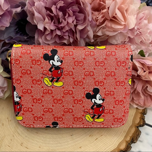 Red Mickey Mouse Vegan Leather Zippered Wallet - Picture 5 of 10